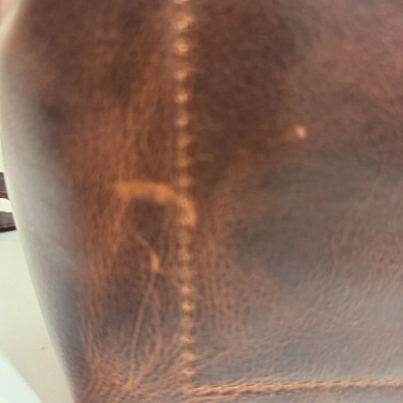 Portland Leather Brown Shoulder Bag - Picture 5 of 16